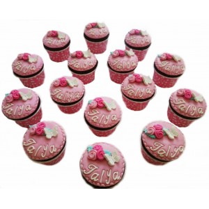 Güllü ve Kelebekli Cupcake 