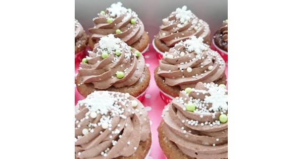 Kar Tanesi Süslemeli Yeni Yıl Cupcake,şeker hamurlu ...
