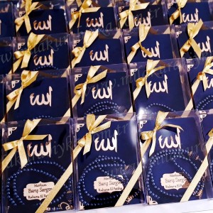 İsimli Yasin ve İnci Tesbih Seti - Lacivert