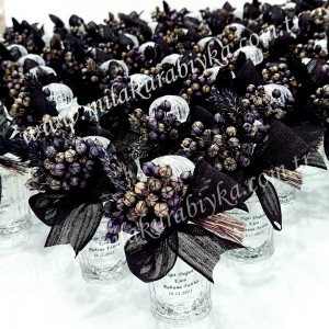 Kuru Çiçek Süslemeli Kolonya Hediyelik - Siyah