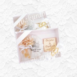 Kişiye Özel Çiçekli Epoksi Magnet - Madlen Çikolata Seti - Söz - Nişan - Kına - Nikah - Düğün Hediyesi