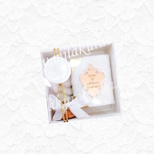 Mühürlü Kişiye Özel Mini Kuran - Badem Şekerli Fanus Seti - Bebek-Sünnet-Doğum Günü-Söz-Nişan-Nikah ve Mevlüt Hediyesi
