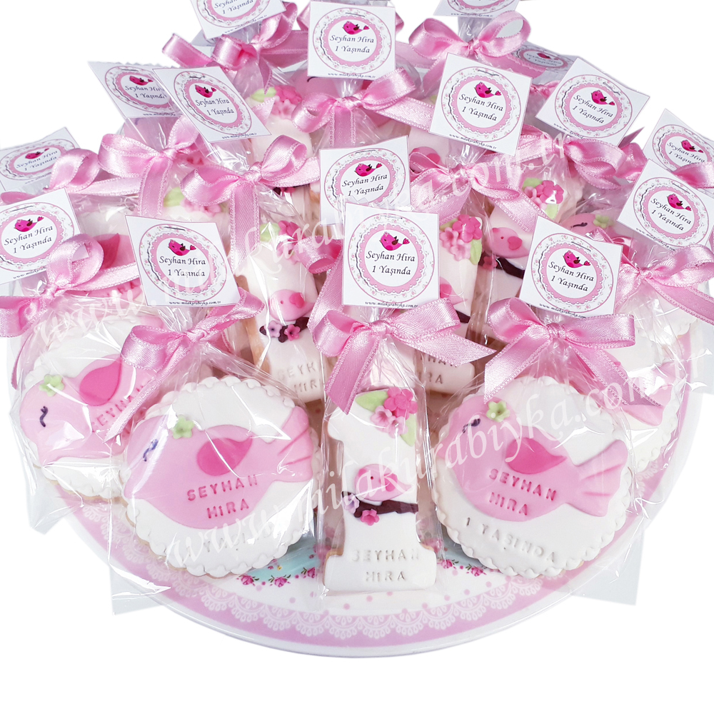 Kuşlu KurabiyeKarma,kuslu 1 yas kurabiyesi,kus kurabiye,kus temali