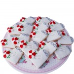 Nişan Kurabiyesi ( Kırmızı-Beyaz Güllü ) Nişan Kurabiyesi ( Kırmızı-Beyaz Güllü )